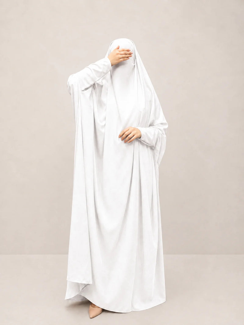 White Jilbab With Plain Sleeves