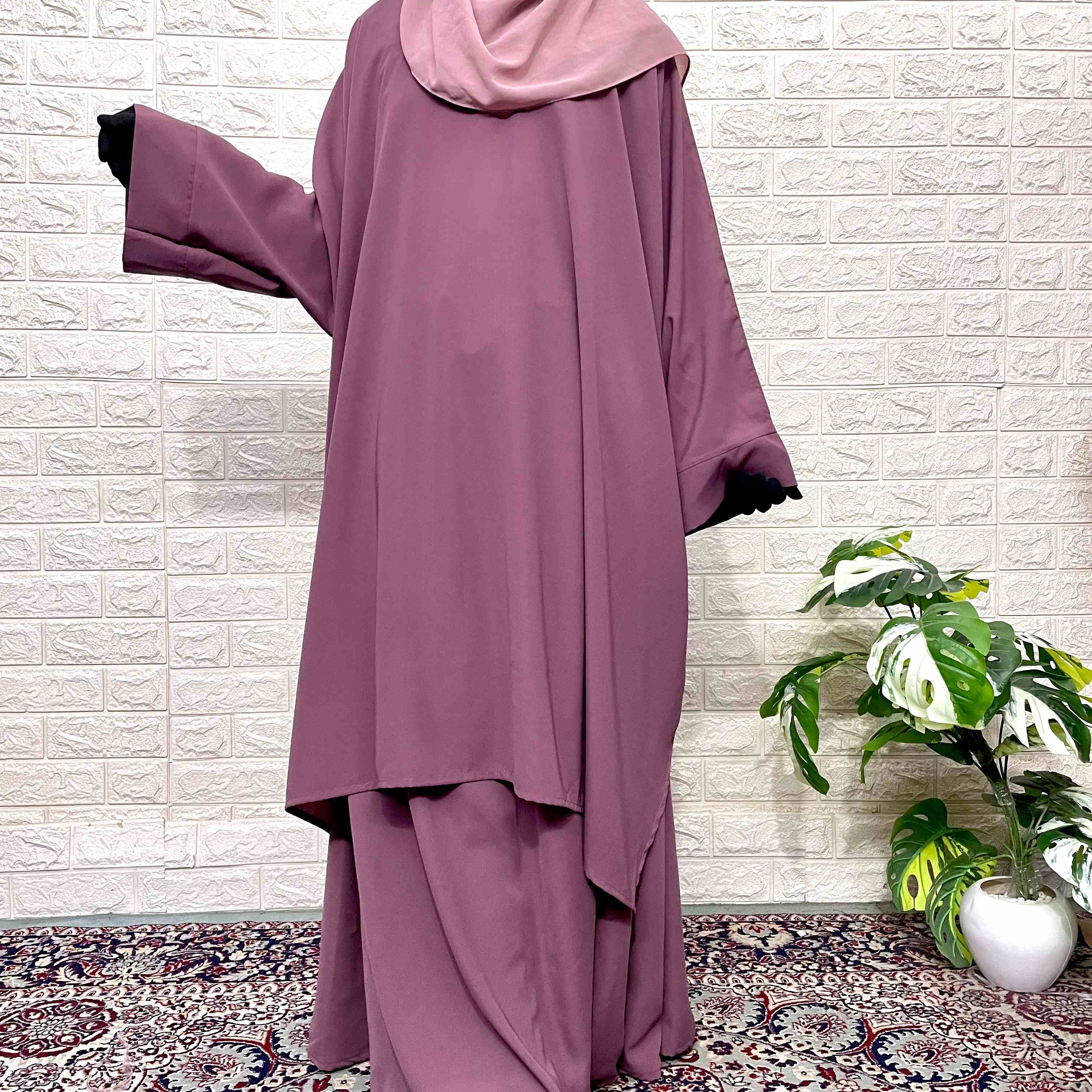 Isna Two Pc Abaya Set
