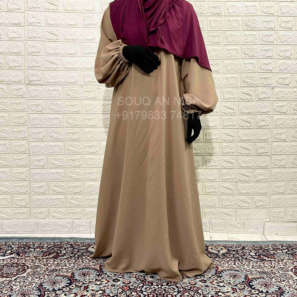 A-line abaya with baggy sleeves