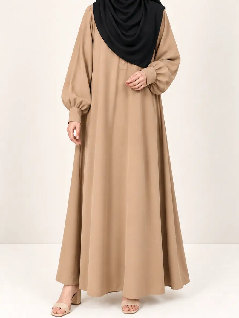 Aline Abaya