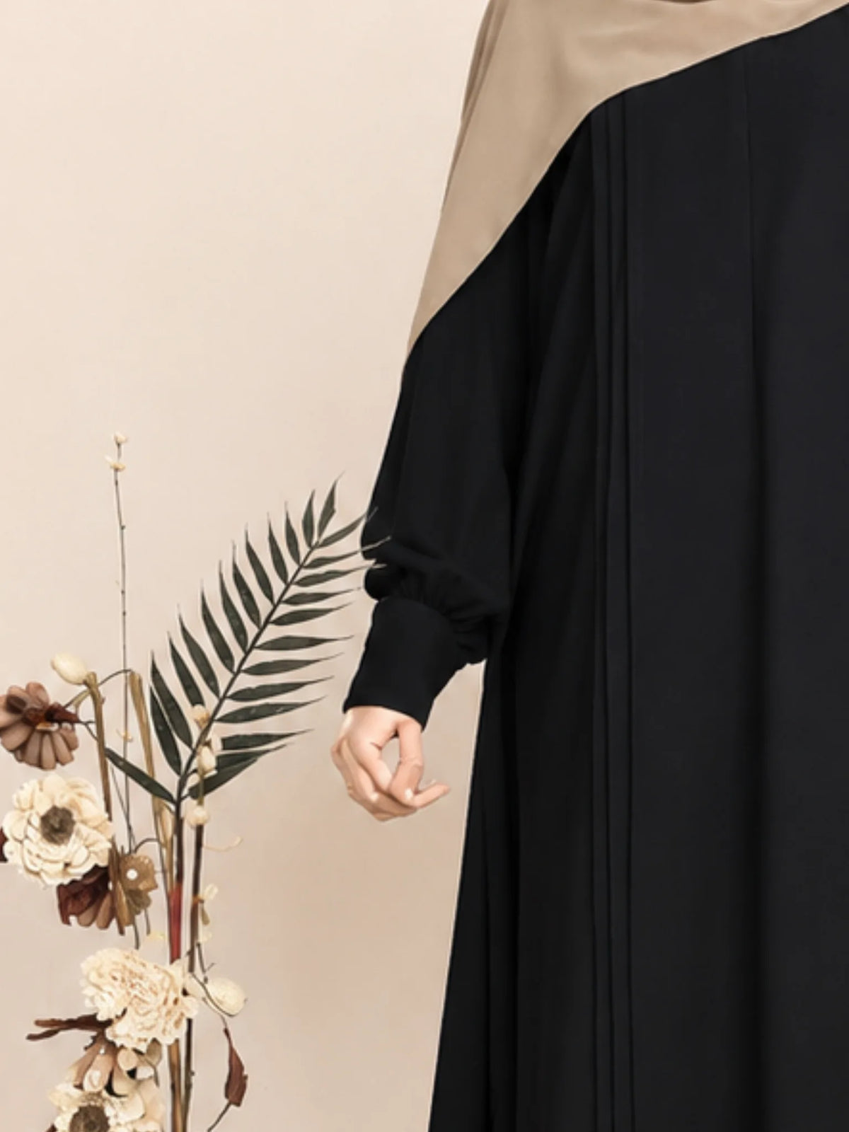 Black Pleats abaya