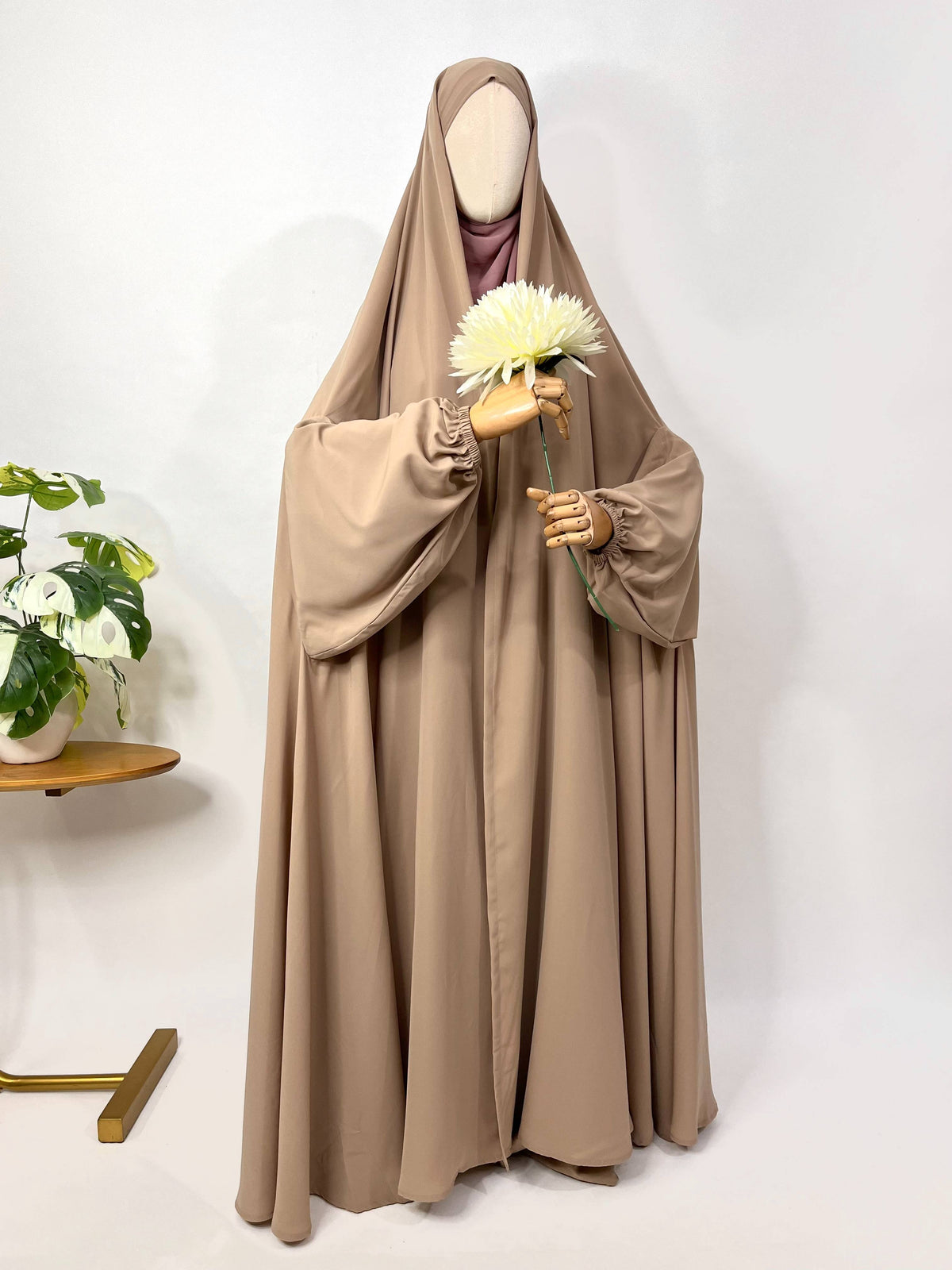 Beige Irani Chadar With Sleeves