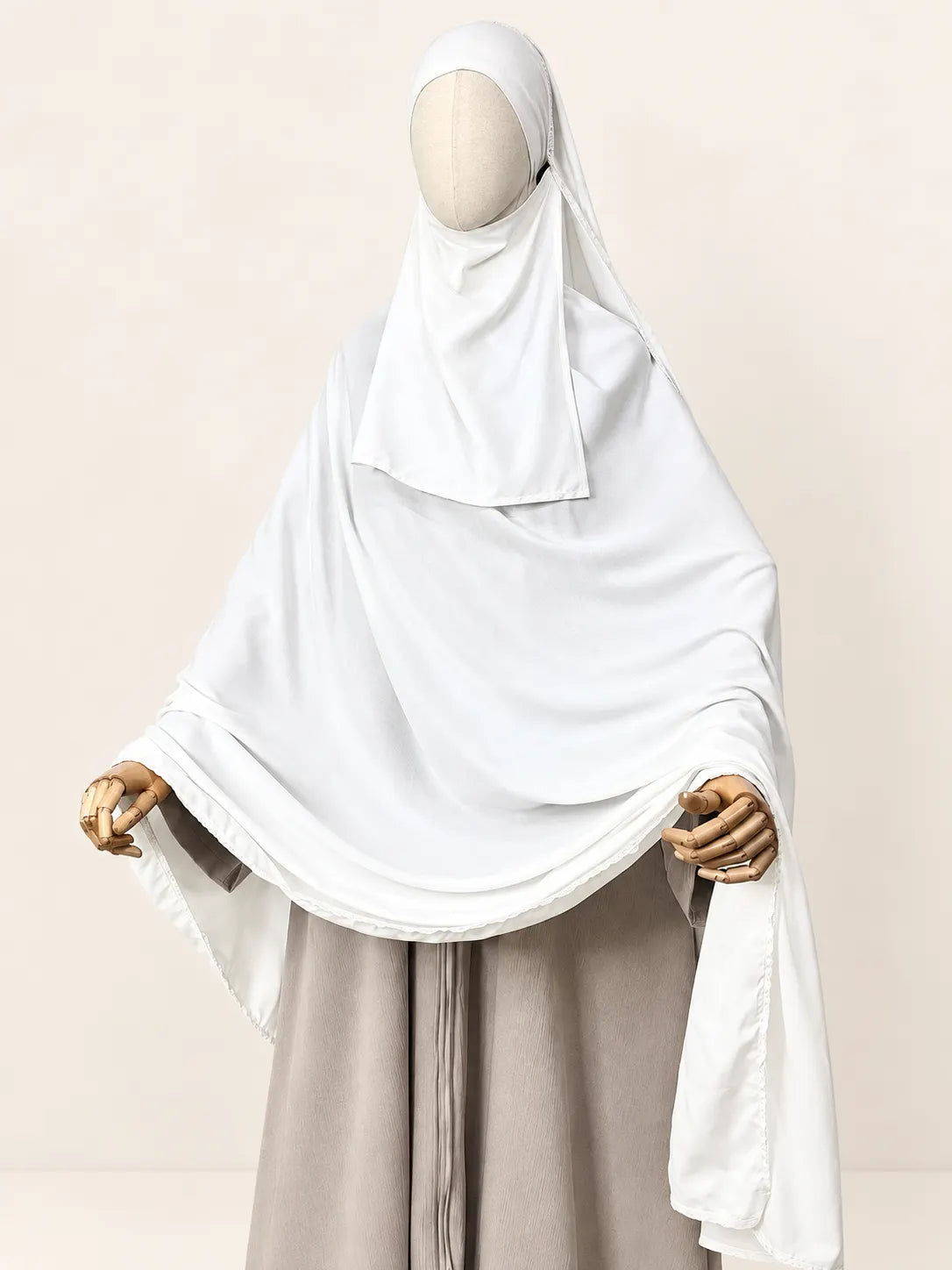 White Pakiza Chadar