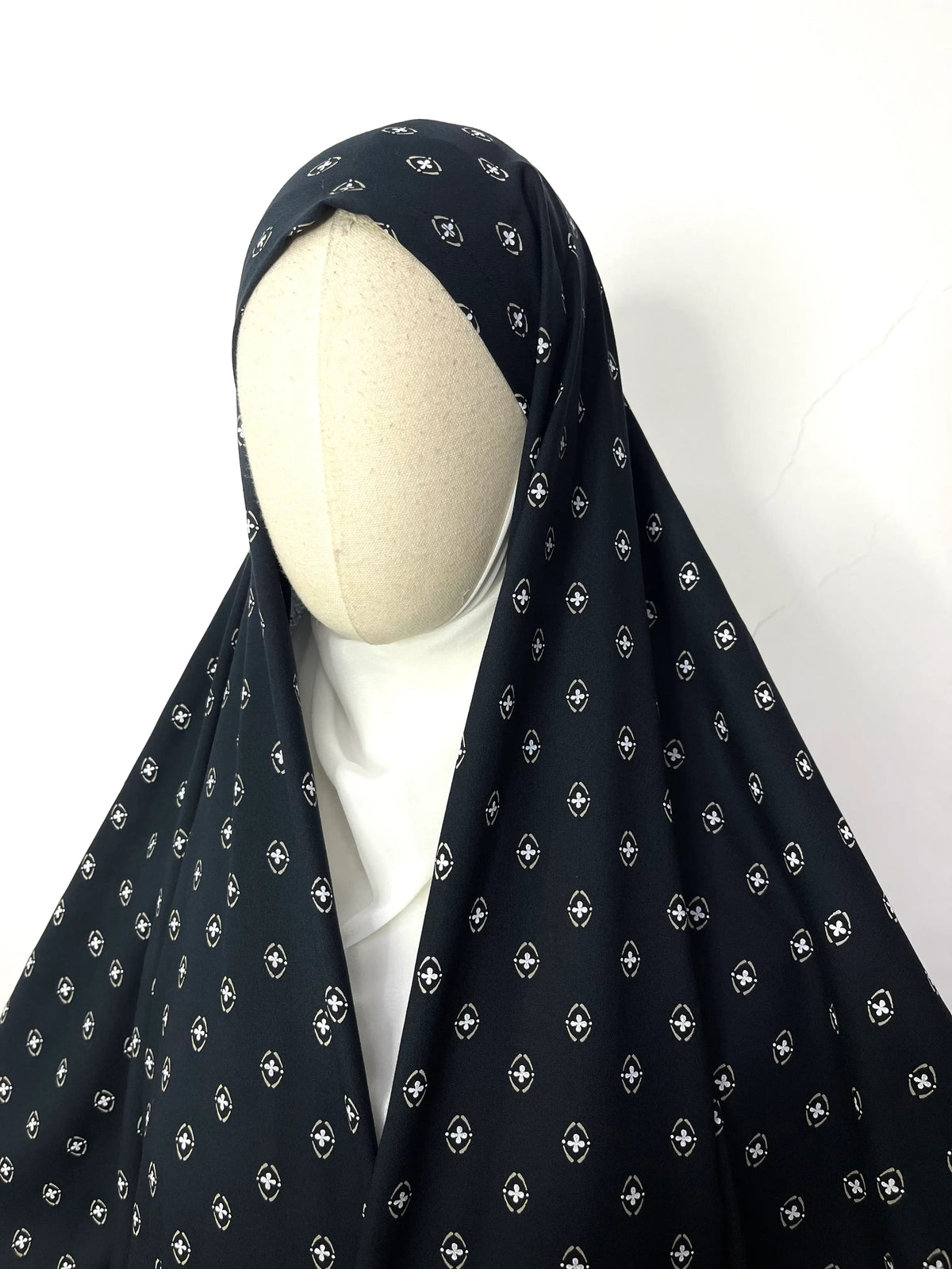 Irani Chadar With Sleeves