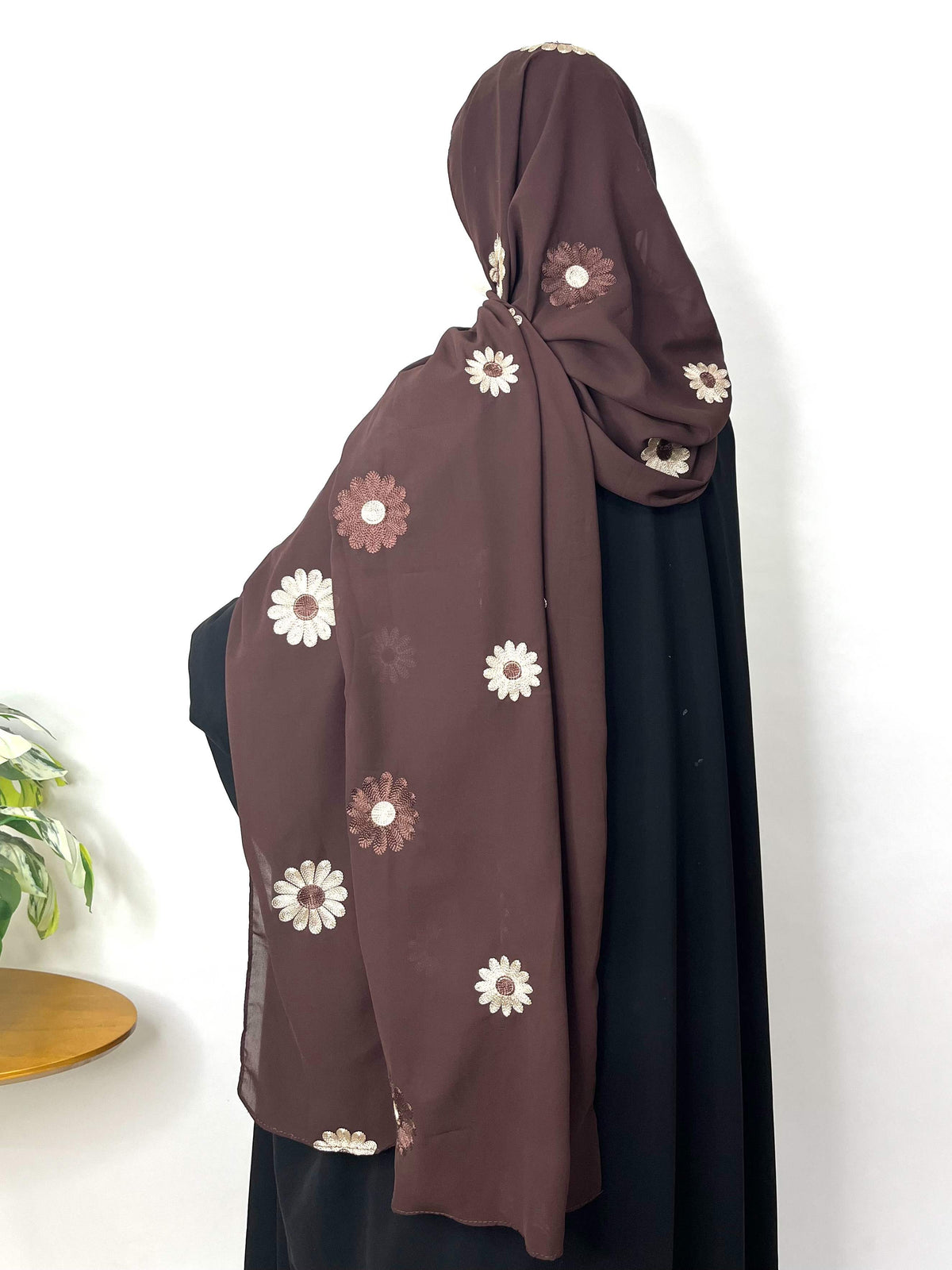 Chiffon hijab with embroidery