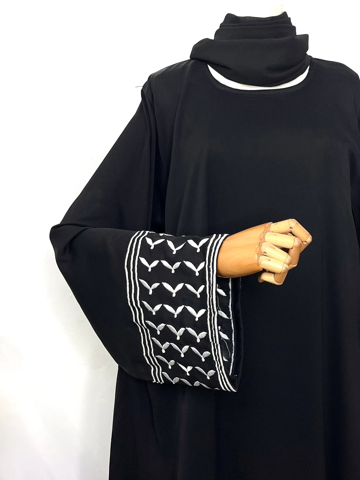 Rehmat Embroidery Abaya