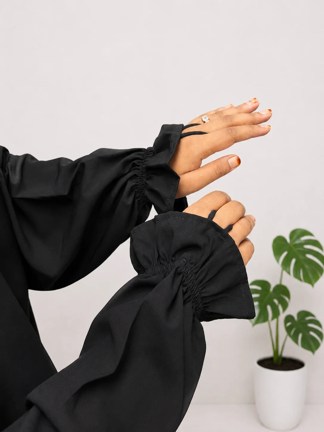Black Two Pc Jilbab With Flower Sleeves