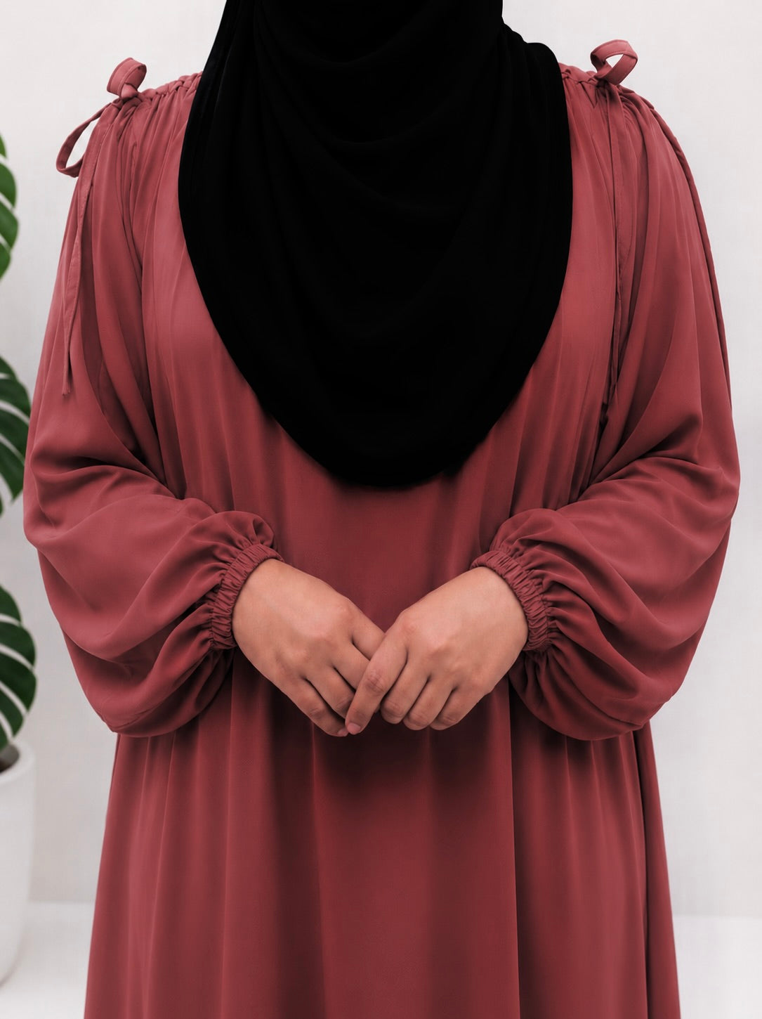 Pecan IQRA String Abaya