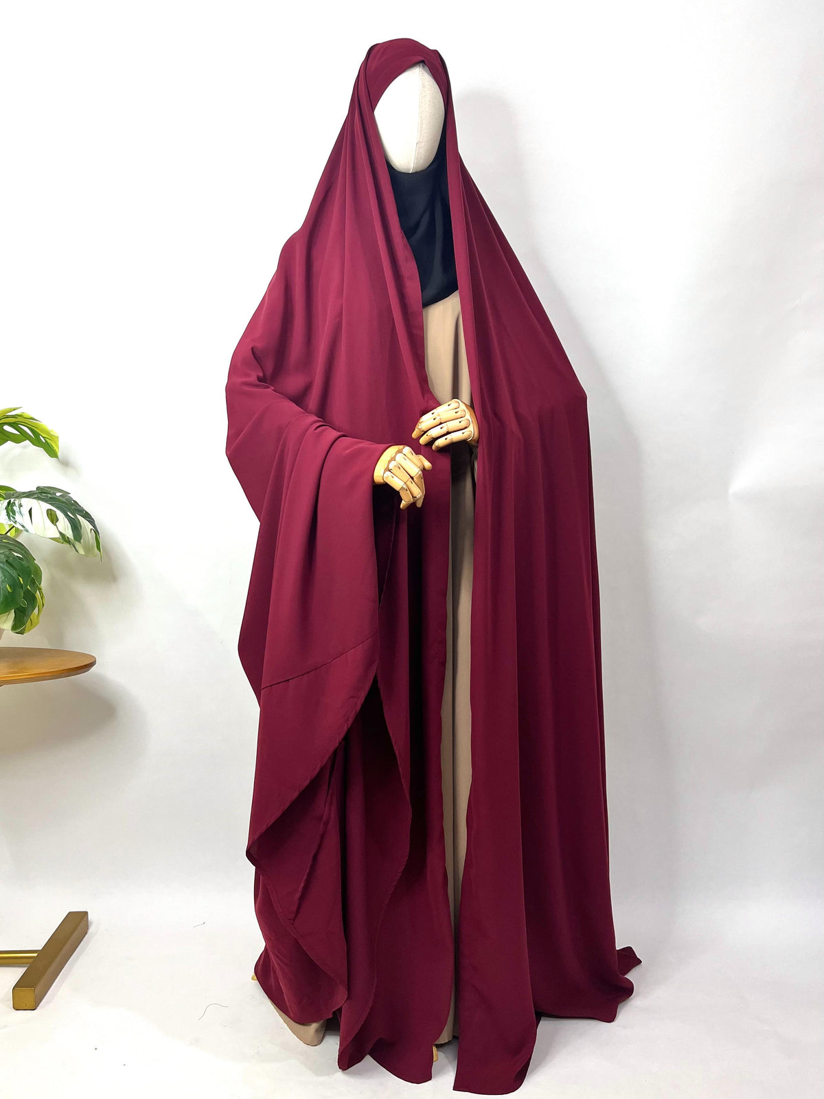 Maroon Irani Chadar Without Sleeves