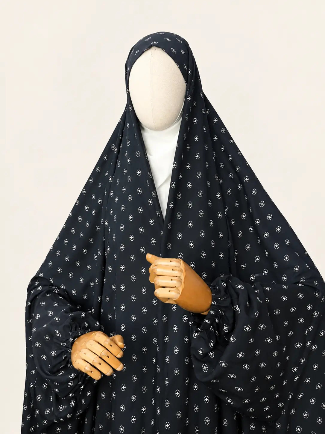 Cotton Irani Chadar With Sleeves