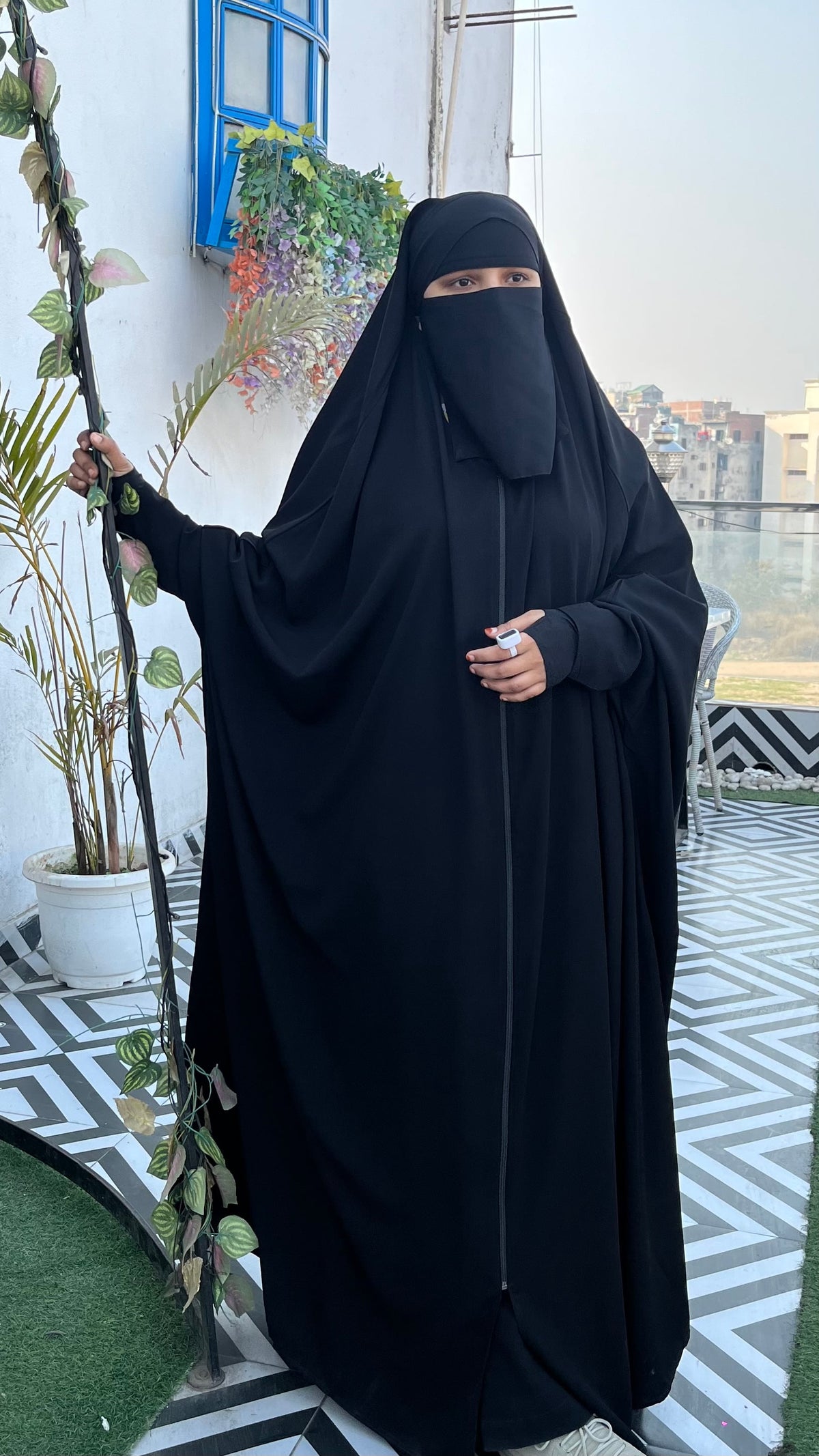 Black Irani Chadar with zip