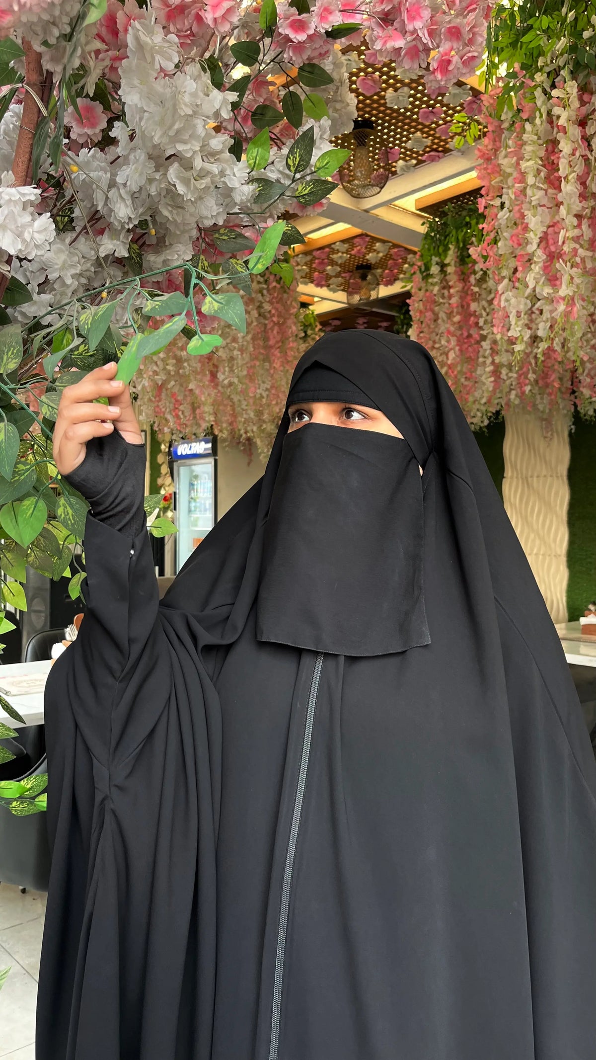 Black Irani Chadar with zip