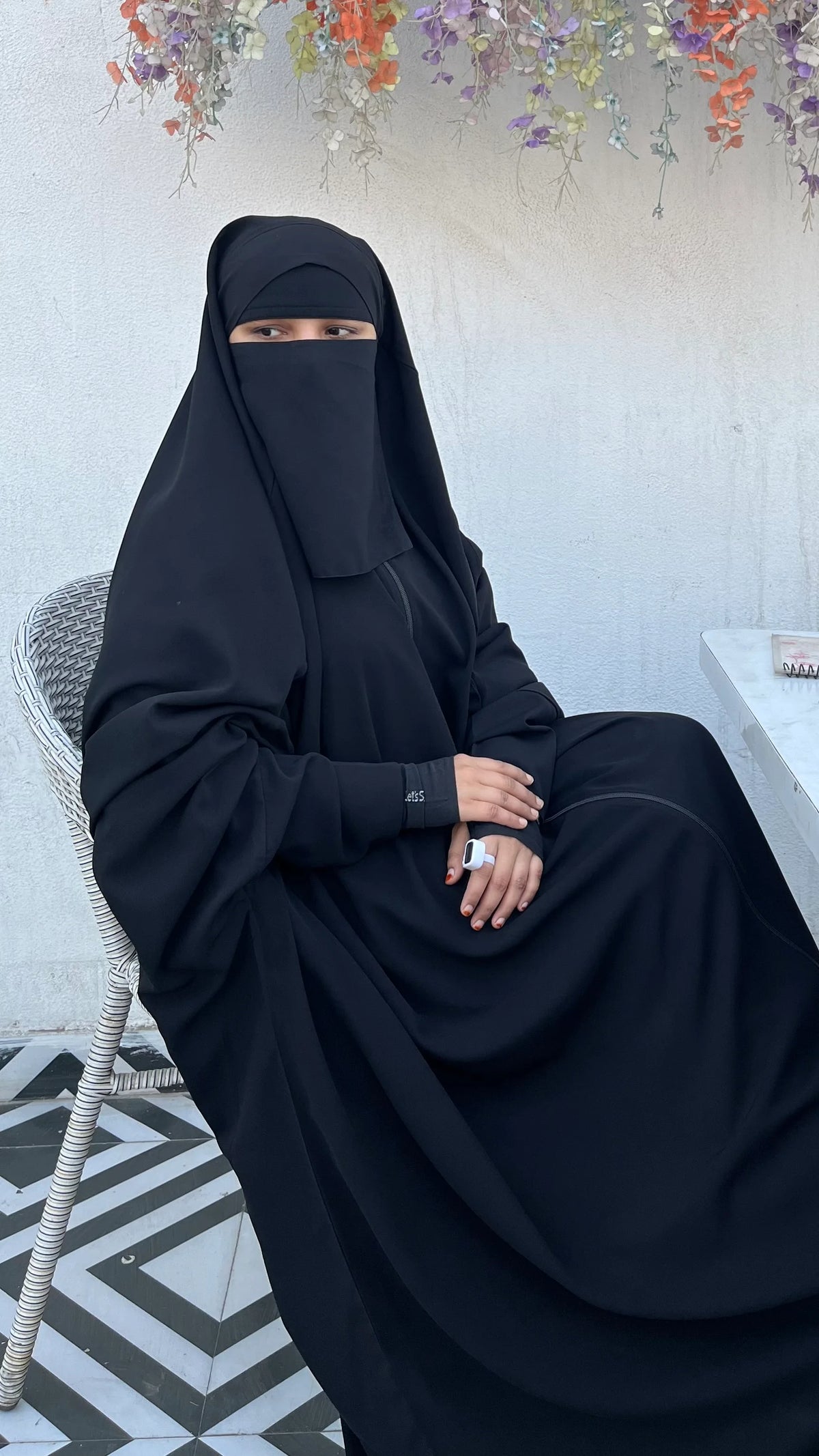 Black Irani Chadar with zip