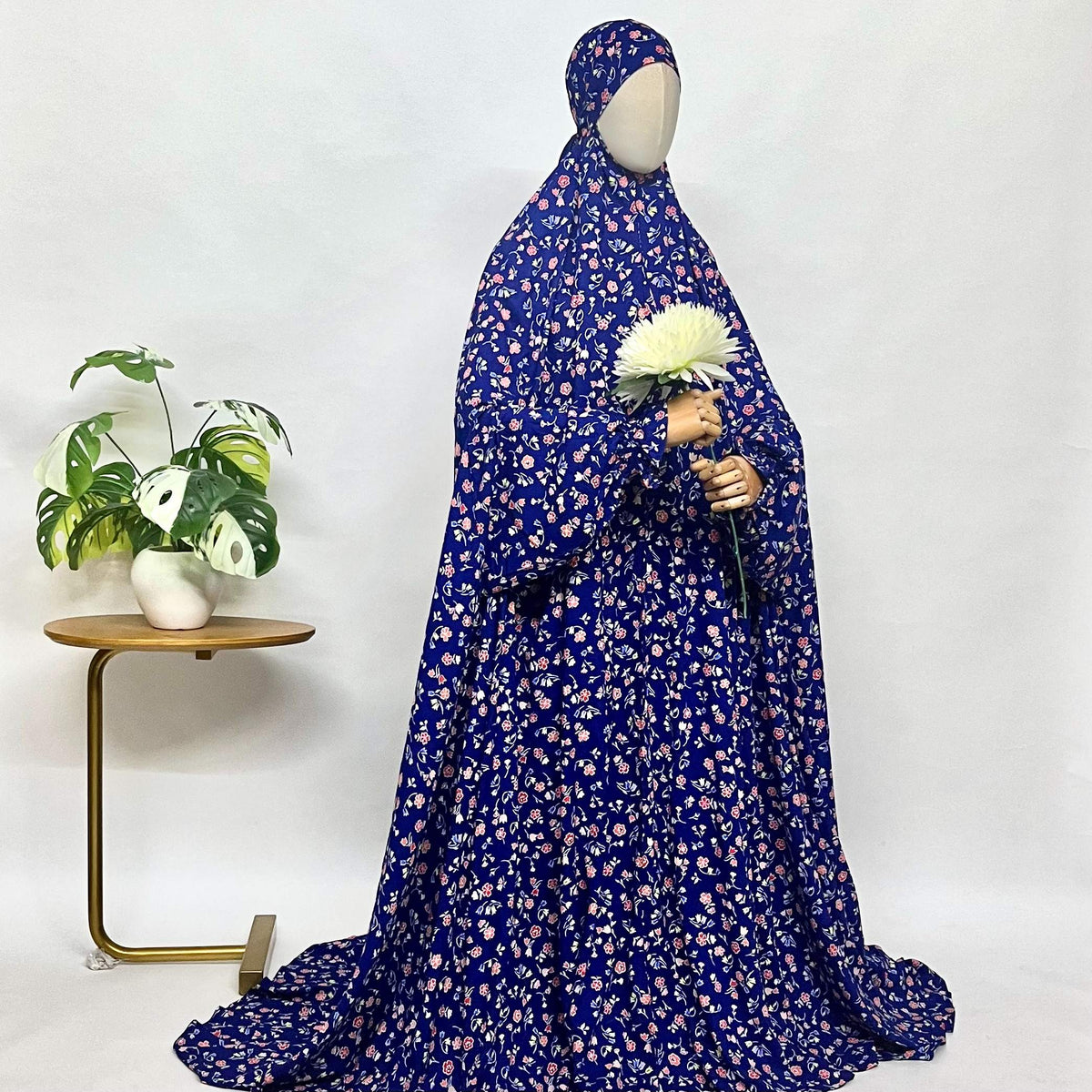 Princess Salah Khimar