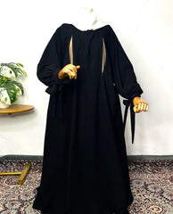 feeding abaya