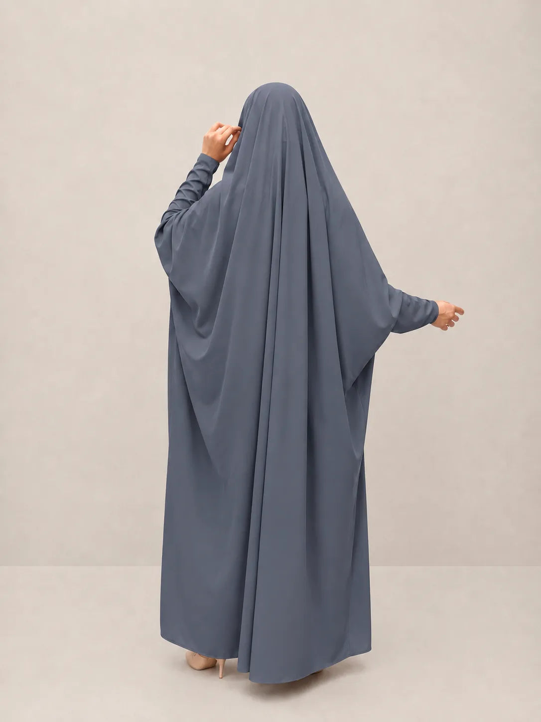 Grey Jilbab With Plain Sleeves