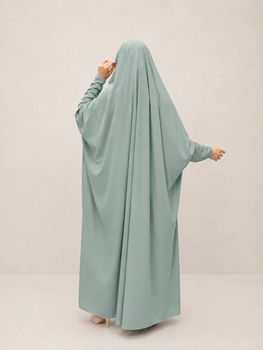 Sapphire Jilbab With Plain Sleeves