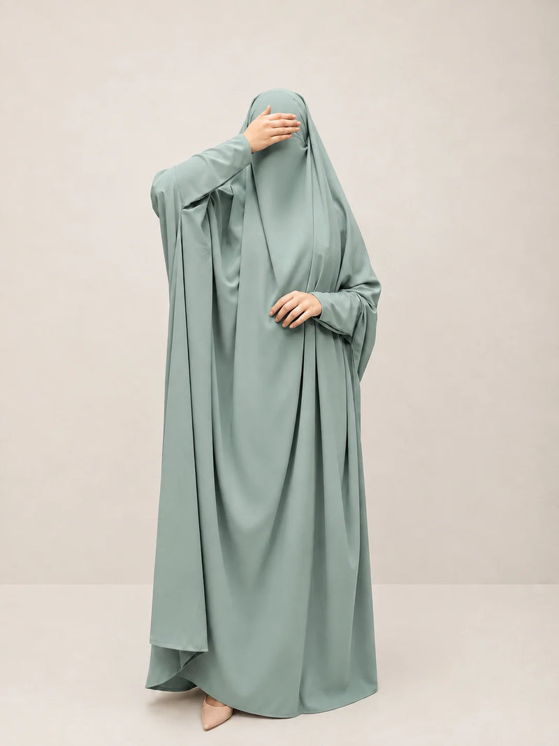 Sapphire Jilbab With Plain Sleeves