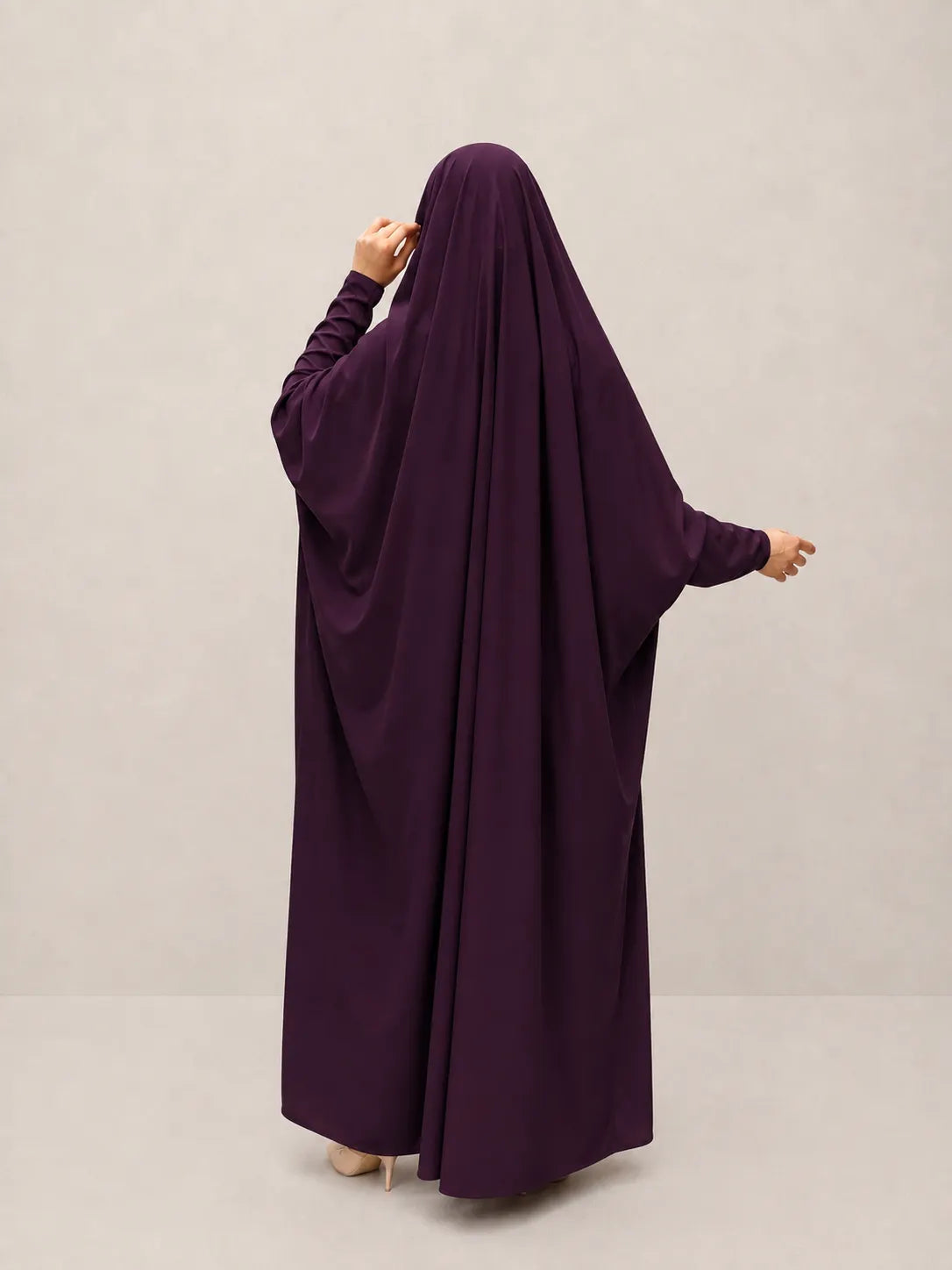 Plum Jilbab With Plain Sleeves