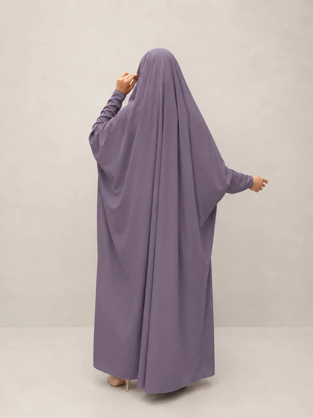 Lavender Jilbab With Plain Sleeves