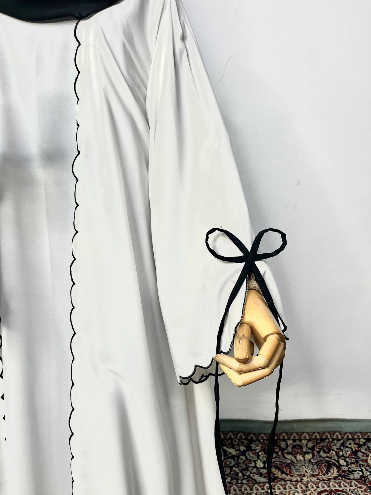 White Ruh Embroidery Abaya