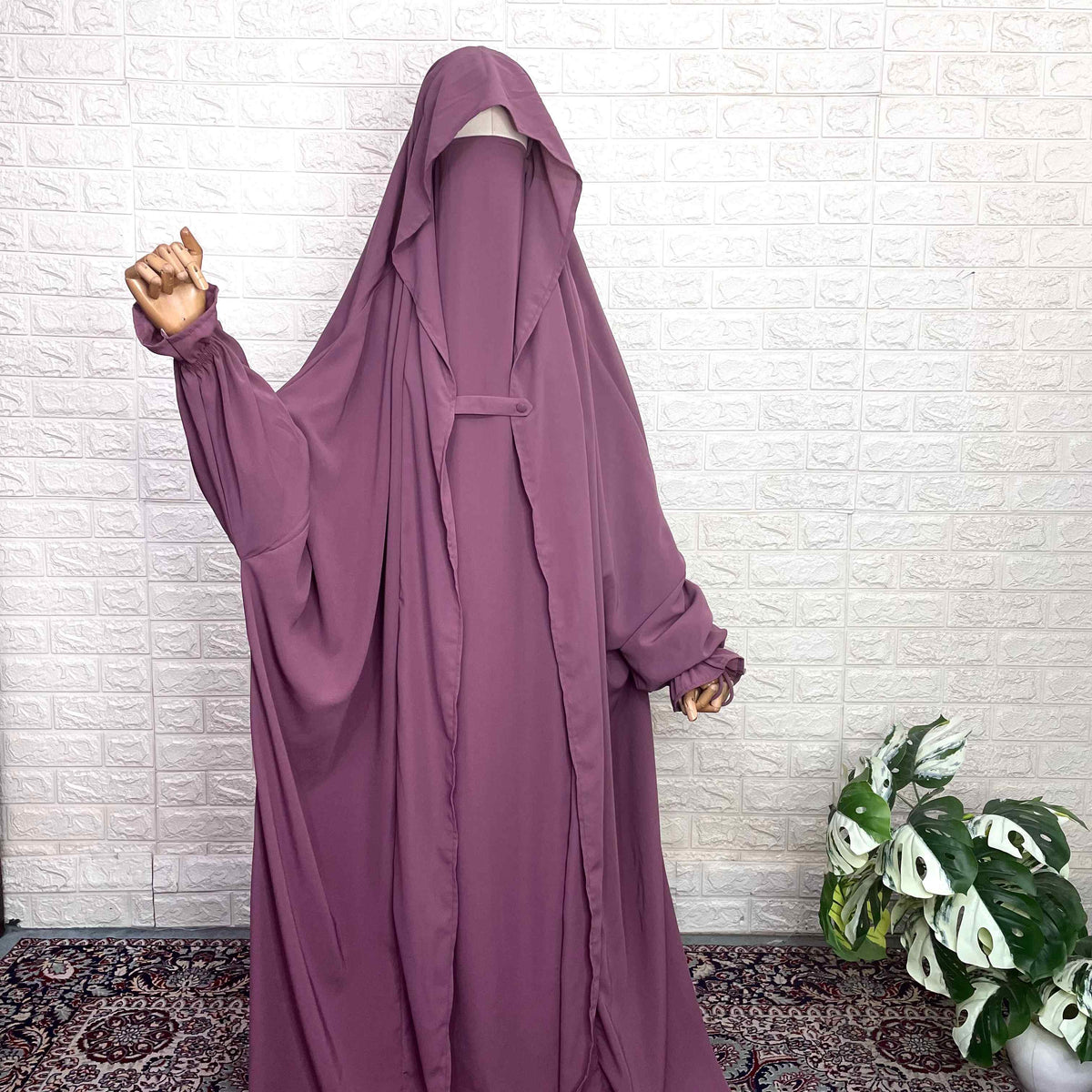 Dusty Mauve Saudi Jilbab