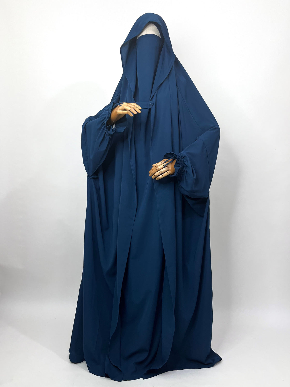 Crystal Blue Saudi Jilbab