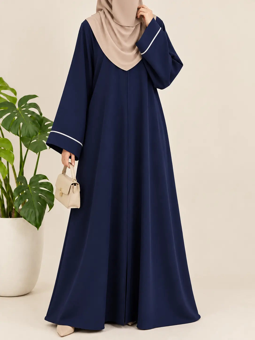 Uzma Basic Abaya