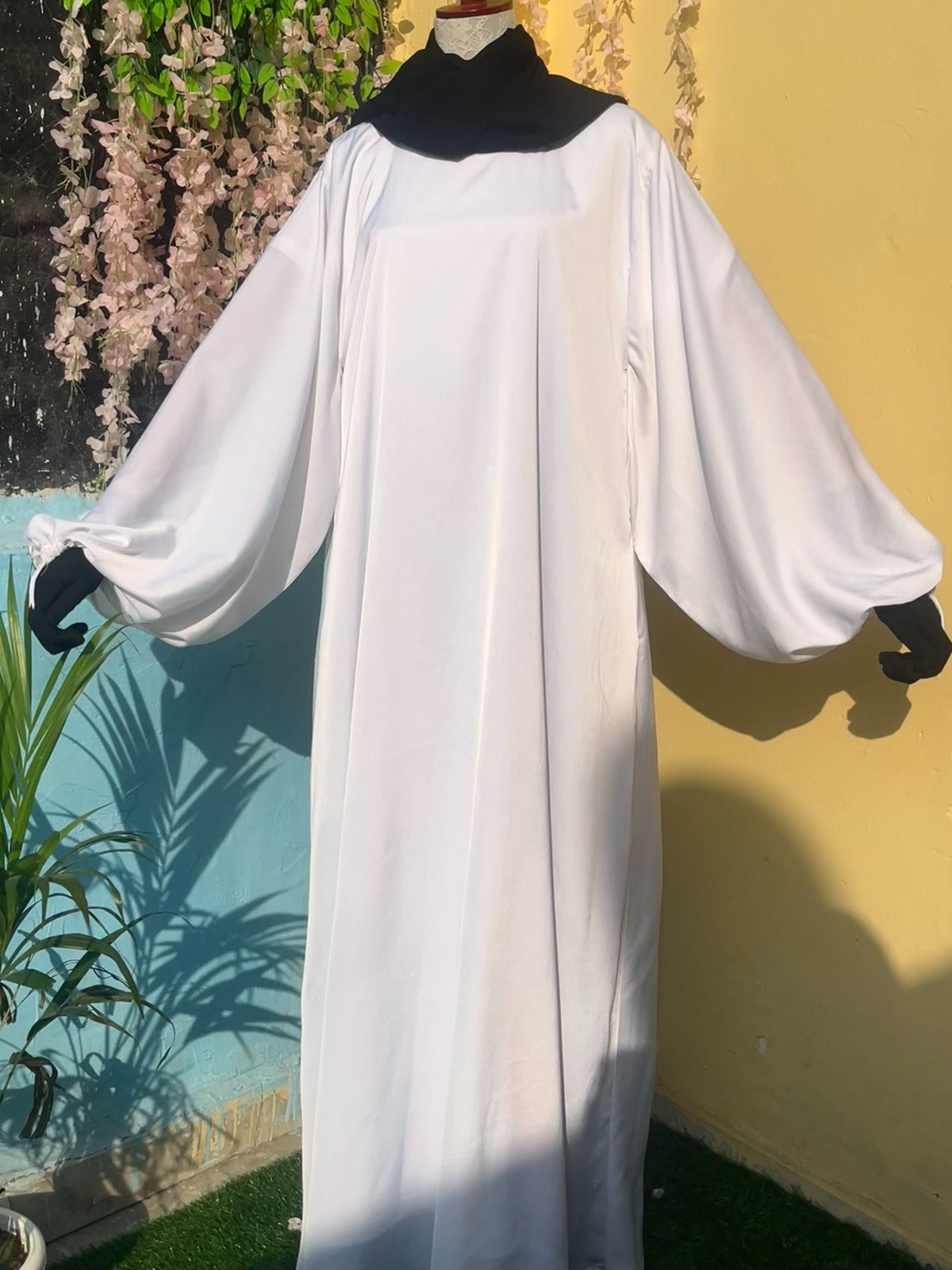 Basic Abaya With Baggy Sleeves